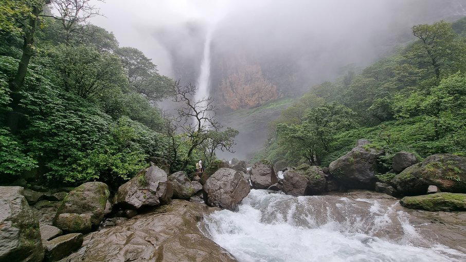 Nanemachi Waterfall Trek with Satsada Waterfall | from Mumbai and Pune - Tour