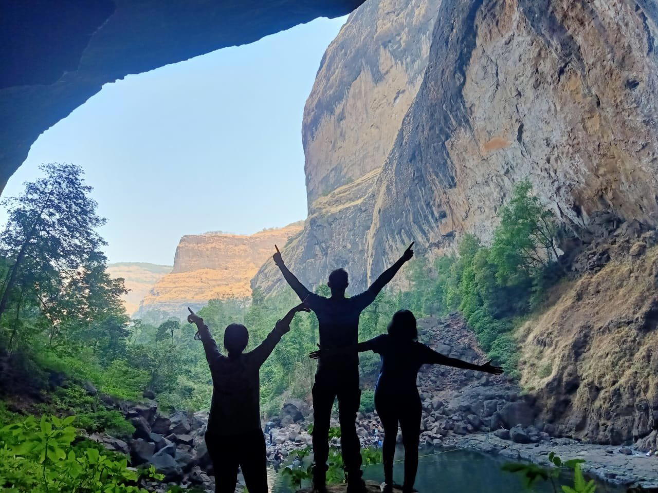 Devkund-Waterfall-Trek