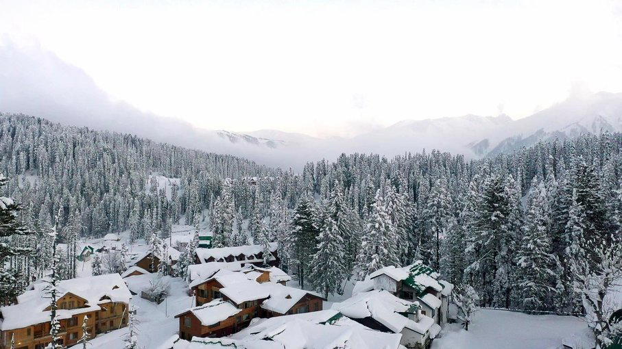 Kashmir Skiing Trip - Tour